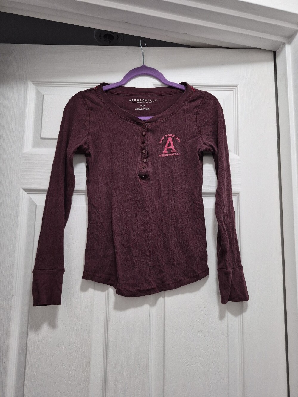 Aeropostale Long Sleeve Henley in Wine
